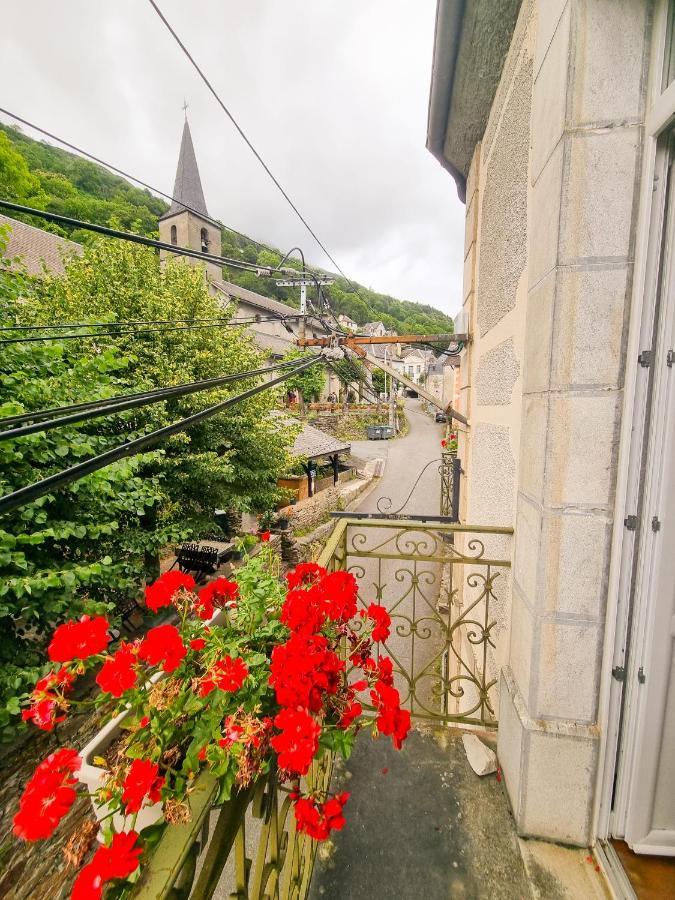 Du Crabere Inn Melles