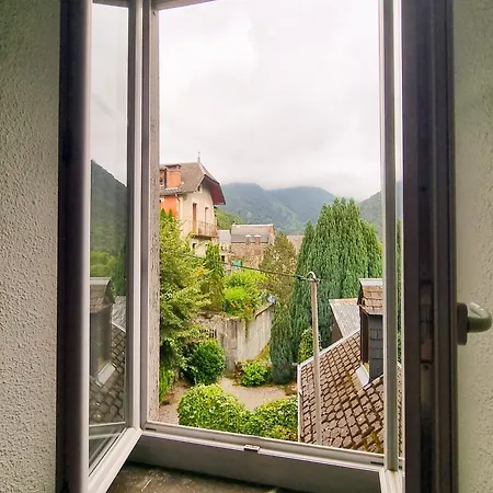 Auberge Du Crabere Melles Exterior photo