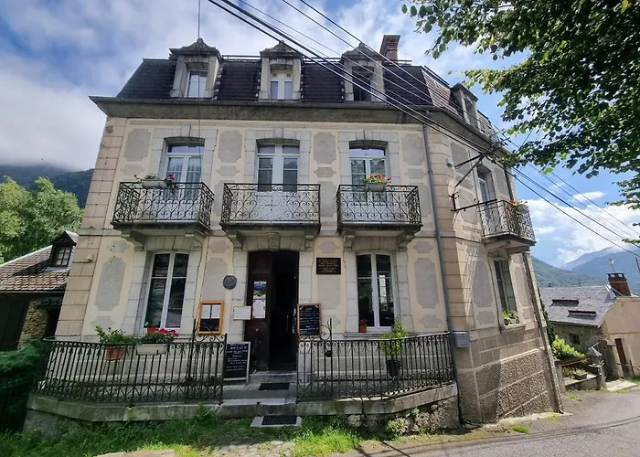 Auberge Du Crabere