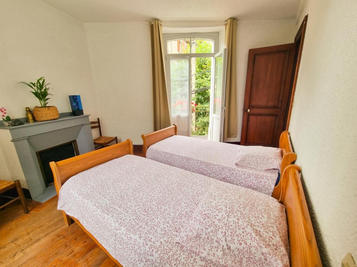 Du Crabere Inn *