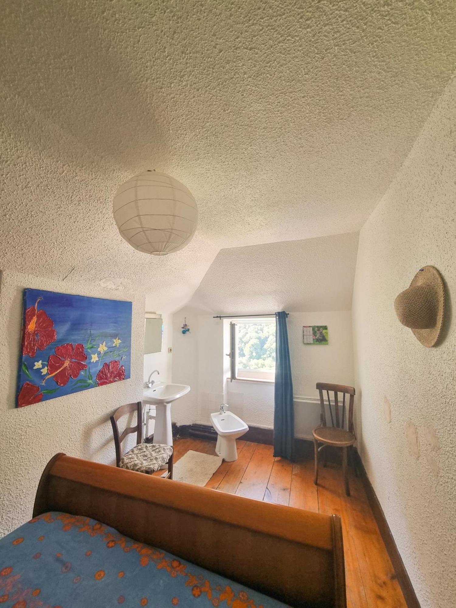 Du Crabere Inn Melles